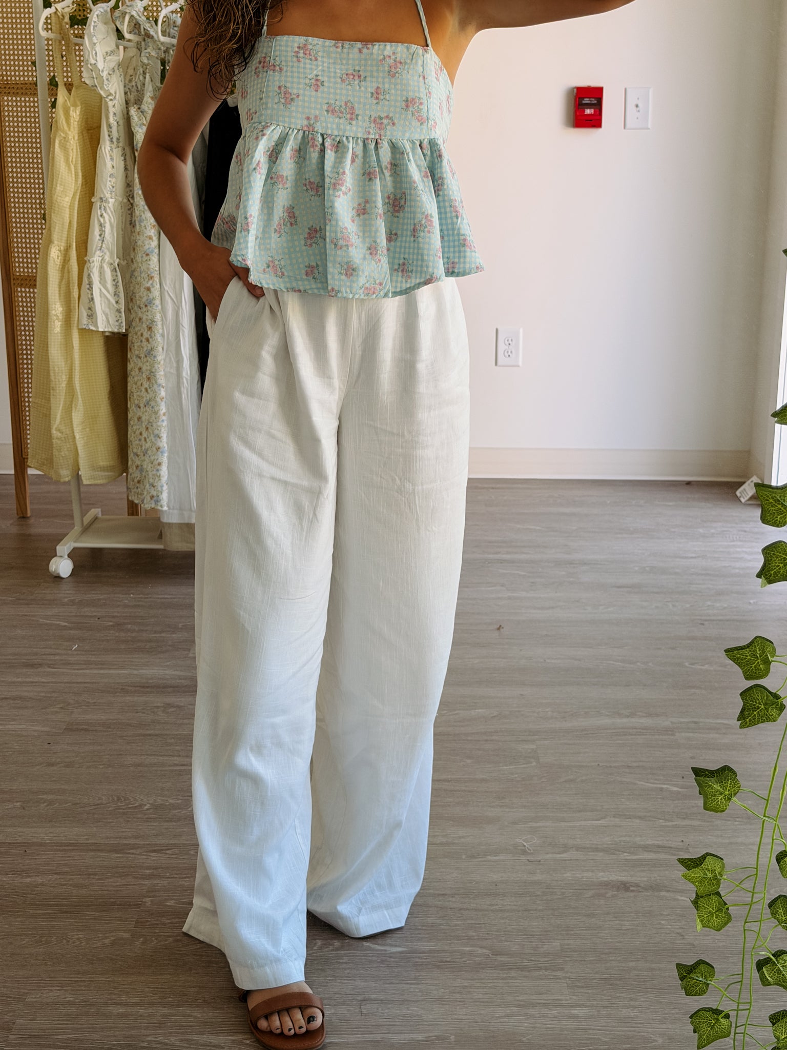 White Breeze Linen Pants