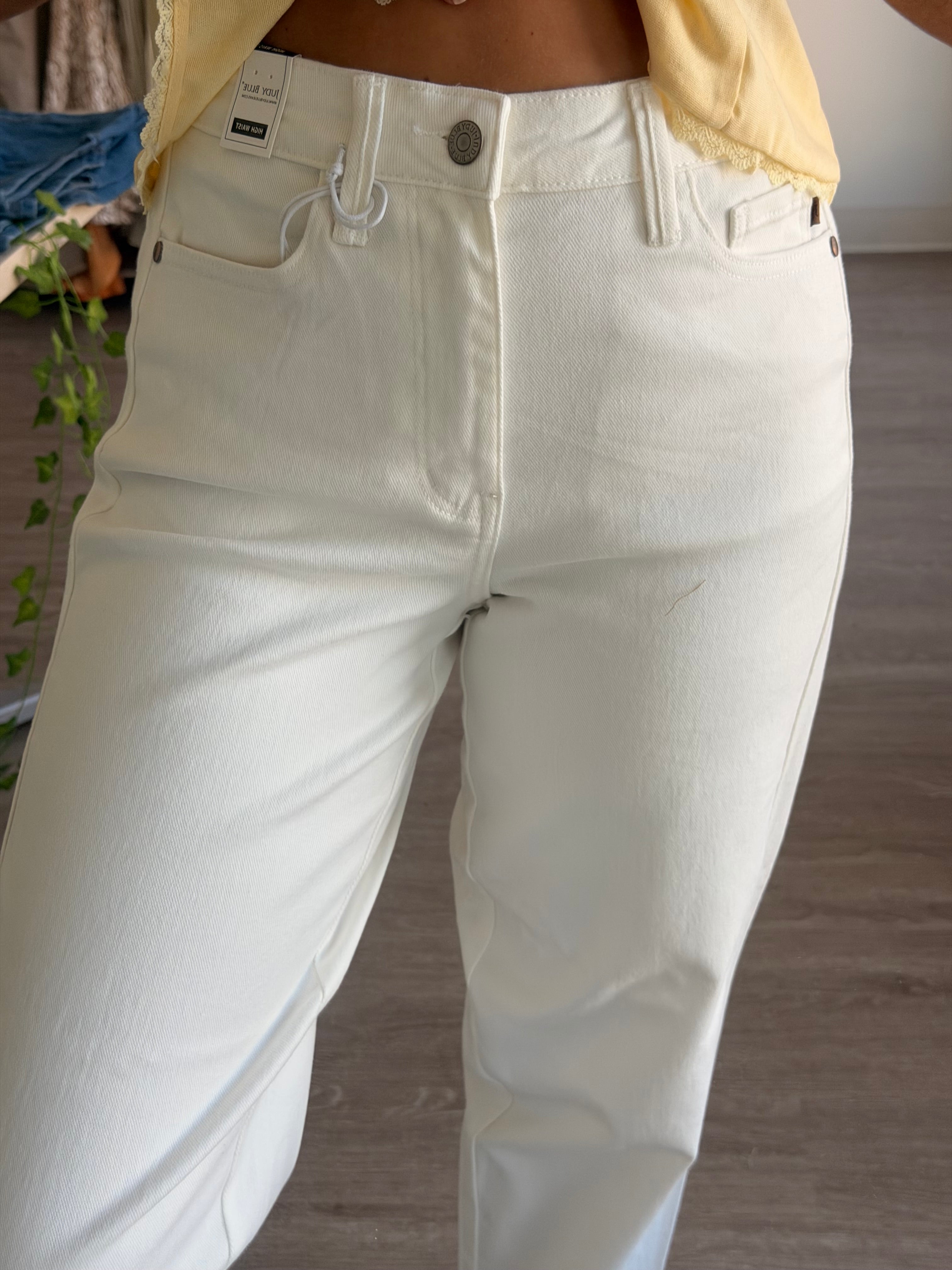 White Barrel Jeans