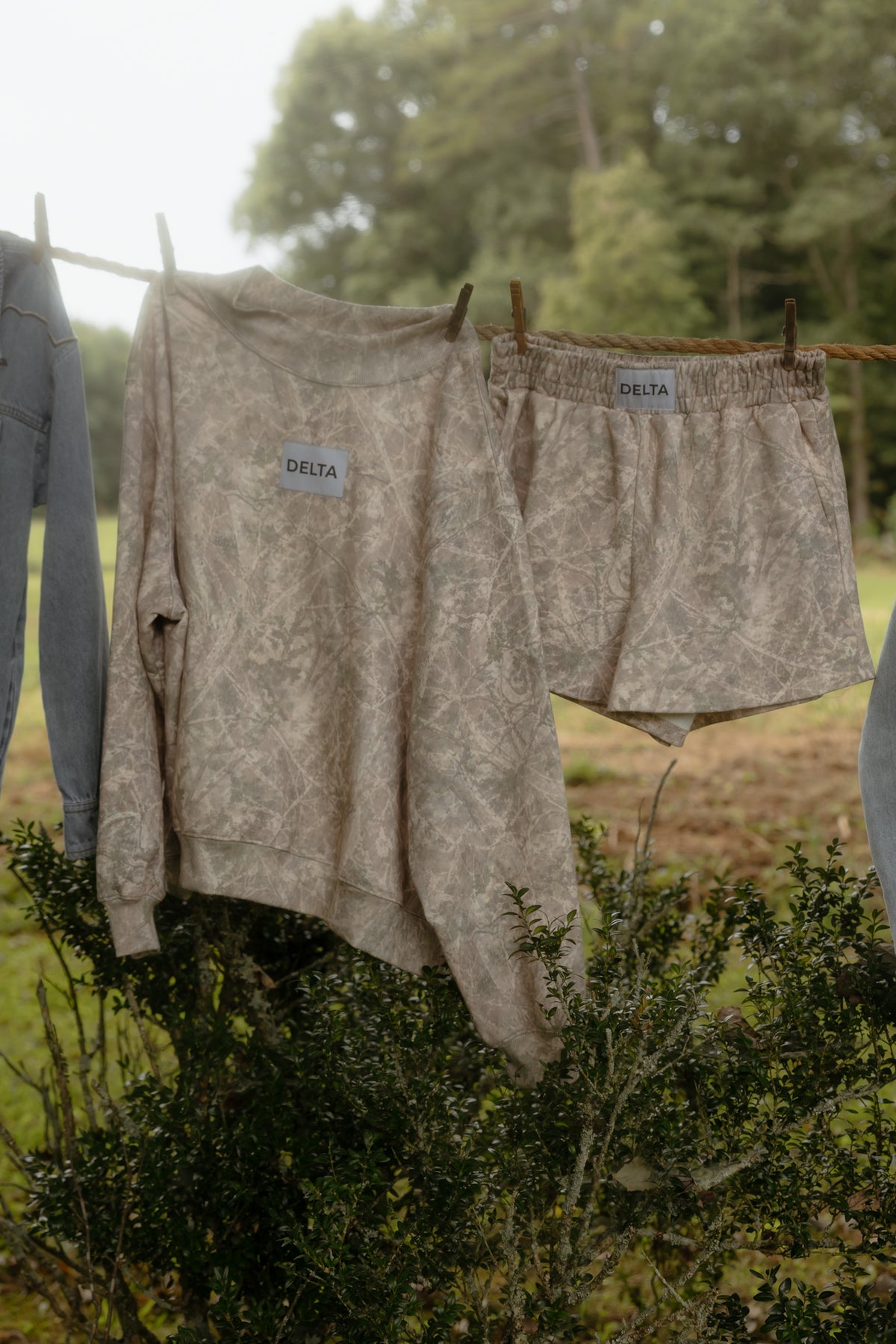 Delta Dawn Camo Mockneck Set